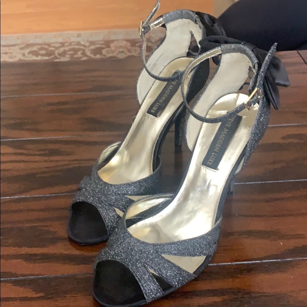 Steve Madden Luxe l-craze glitter multi size 10